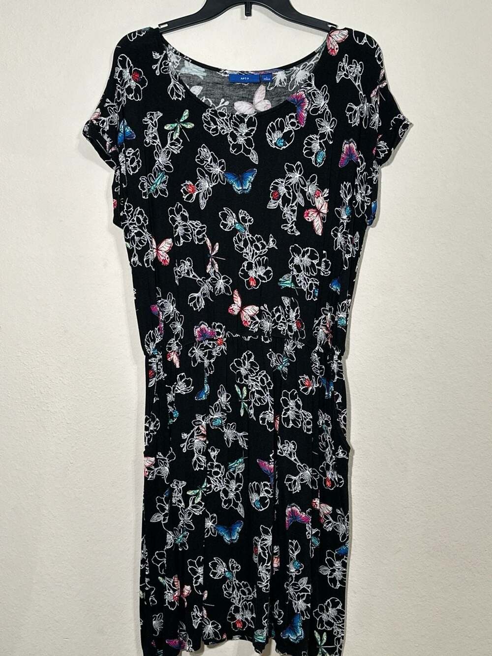 Apt. 9 Black Butterfly and Floral Print Short Sleeve Maxi Dress with Pockets